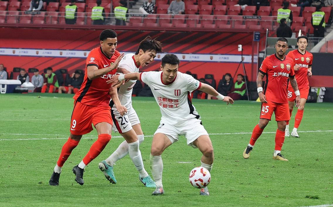 成都蓉城发布备战花絮,今晨单刀错失,中超任务艰巨,医务组通报恢复(成都蓉城狂胜升班马) 成都蓉城发布备战花絮,今晨单刀错失,中超任务艰巨,医务组通报恢复(成都蓉城狂胜升班马)