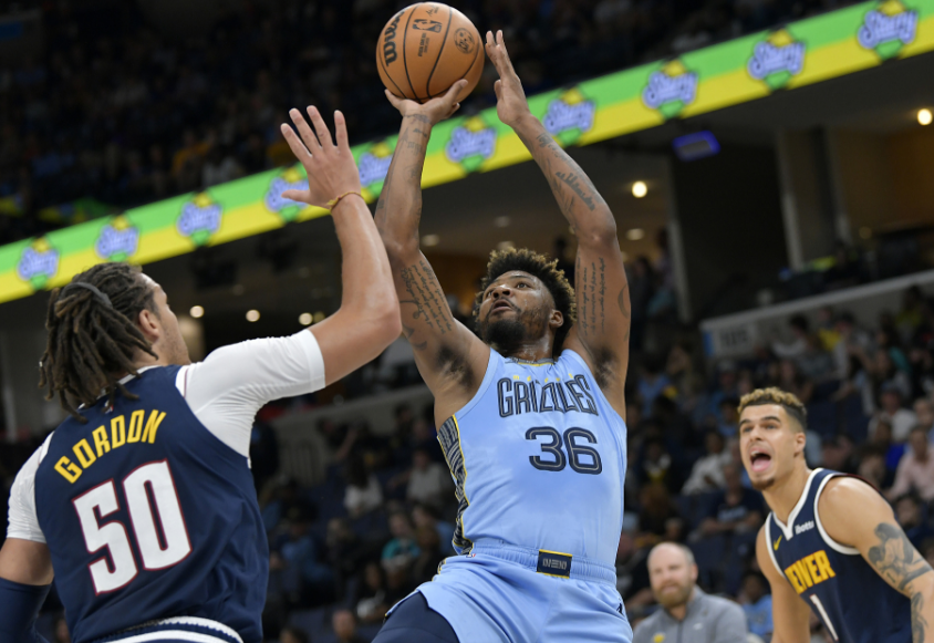 上海海港强势卫冕中超冠军