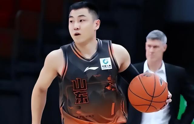 爱游戏APP下载-转折点！山东男篮强势反弹，CBA季后赛赛后攻防权衡，目标明确，训练强度明显提升的简单介绍